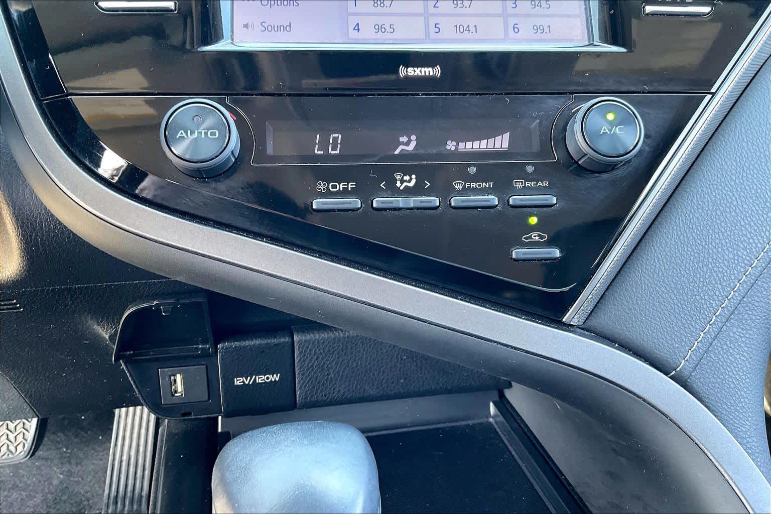 2020 Toyota Camry SE Super White at Mercedes-Benz of Houston North