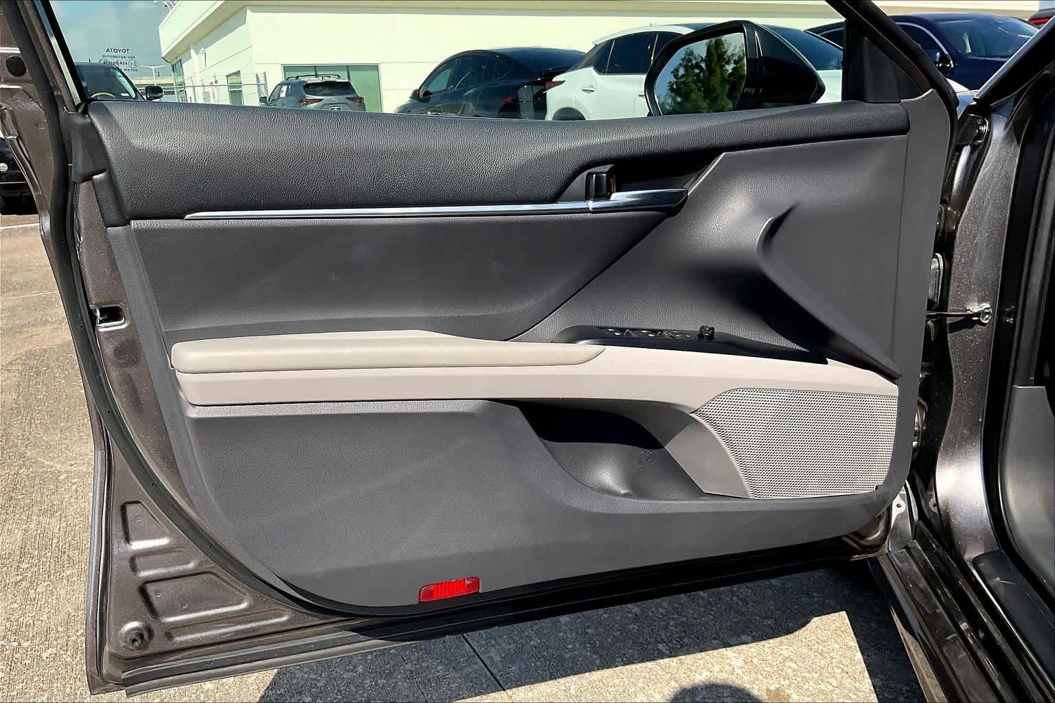 2020 Toyota Camry SE Predawn Gray Mica at Honda of Clear Lake