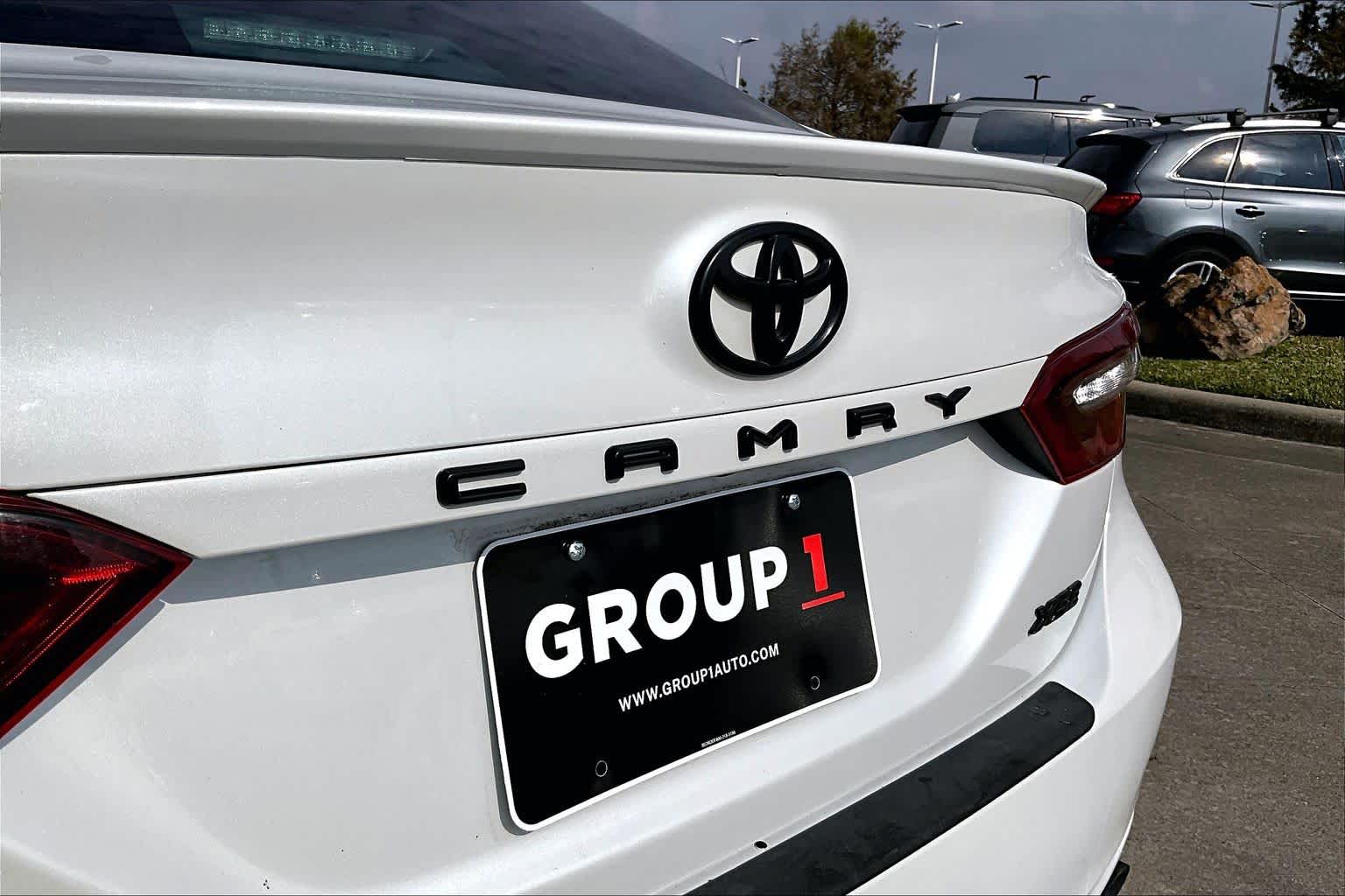 2022 Toyota Camry XSE Wind Chill Pearl at Sterling McCall Acura