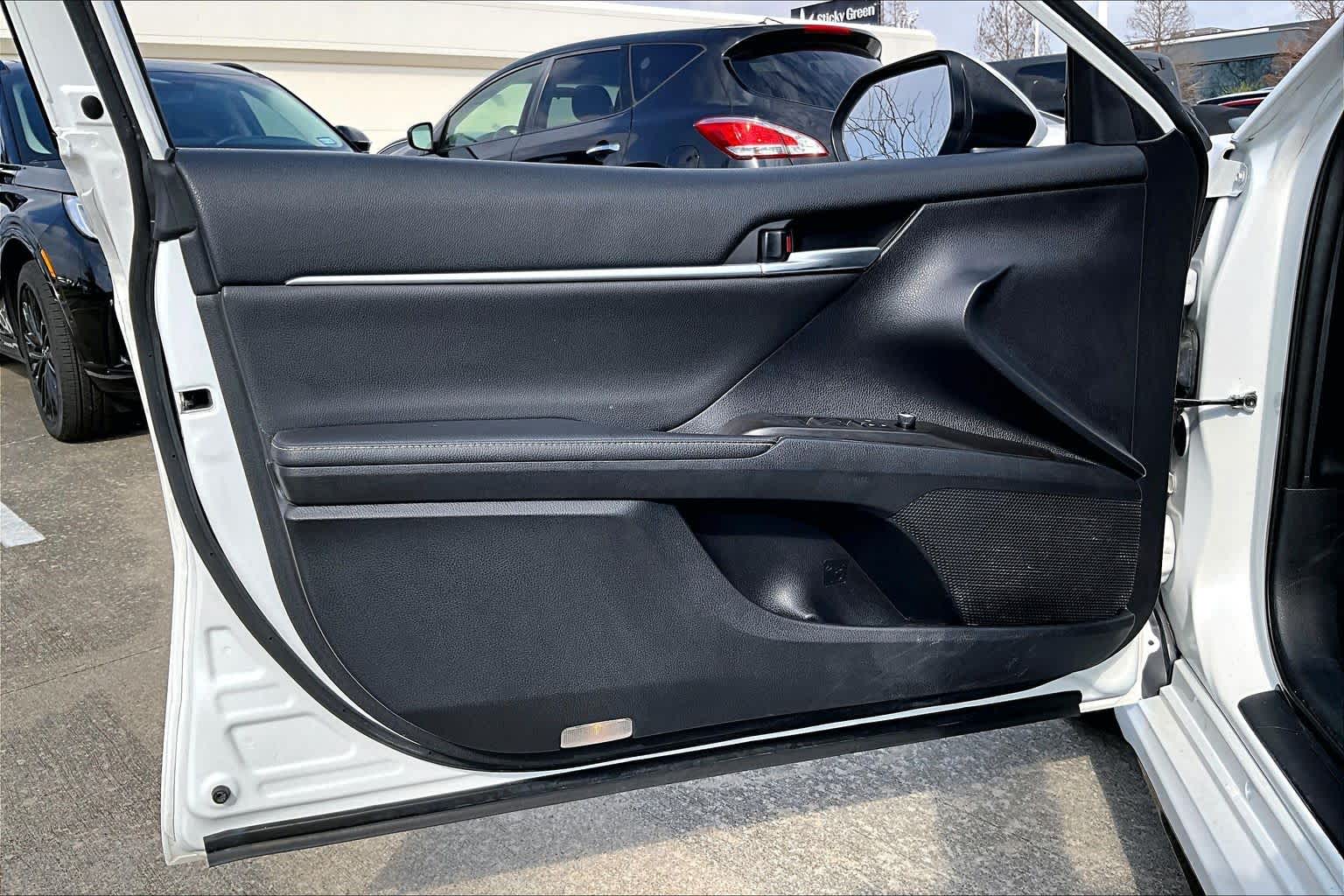 2022 Toyota Camry XSE Wind Chill Pearl at Sterling McCall Acura