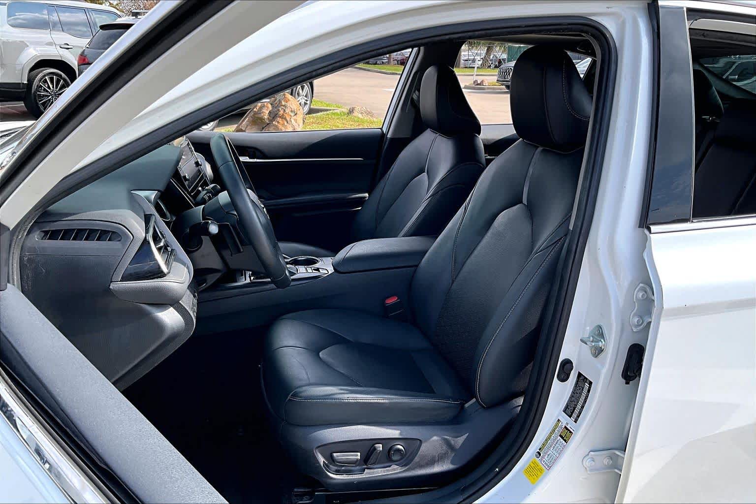 2022 Toyota Camry XSE Wind Chill Pearl at Sterling McCall Acura