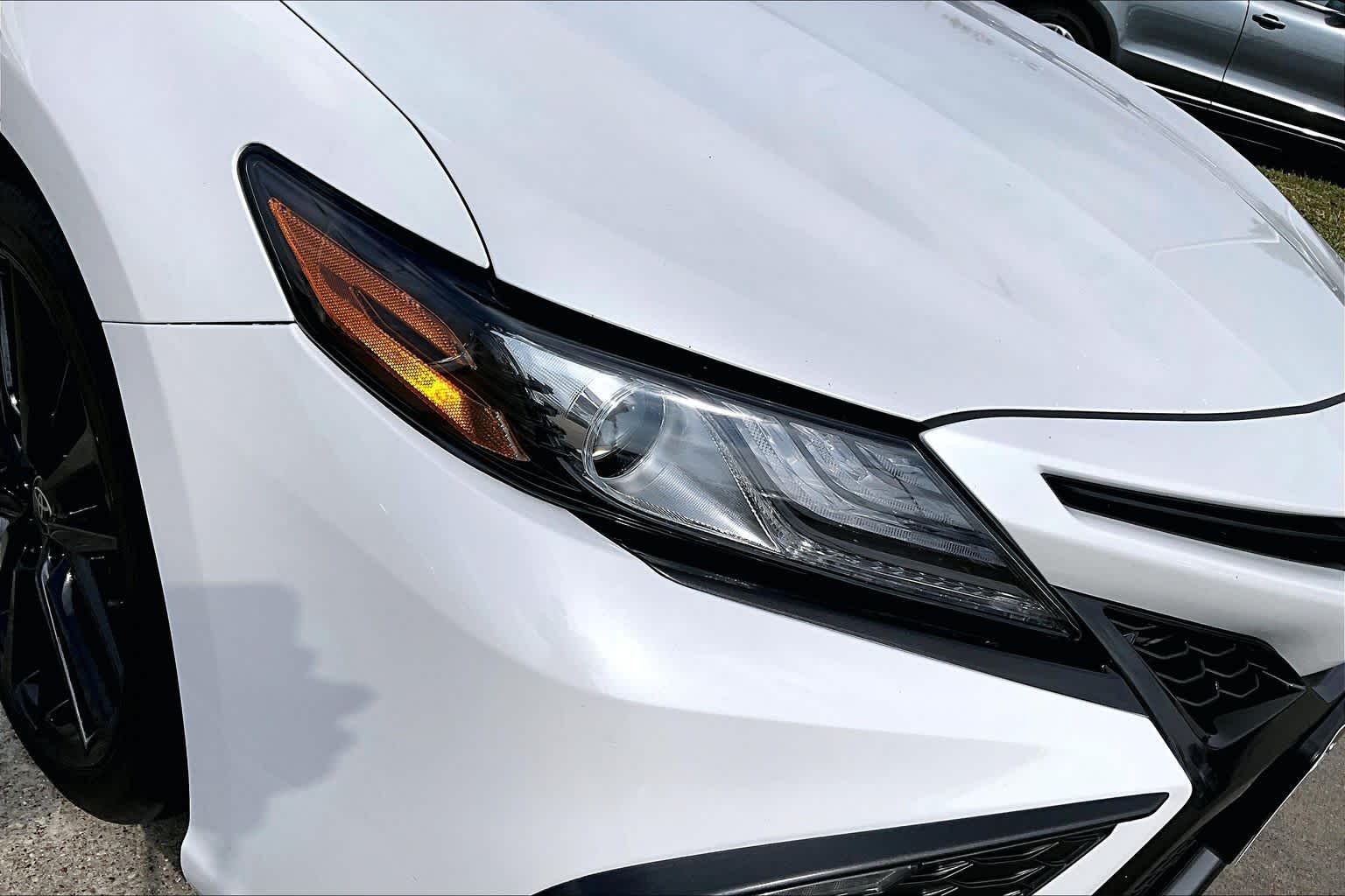 2022 Toyota Camry XSE Wind Chill Pearl at Sterling McCall Acura