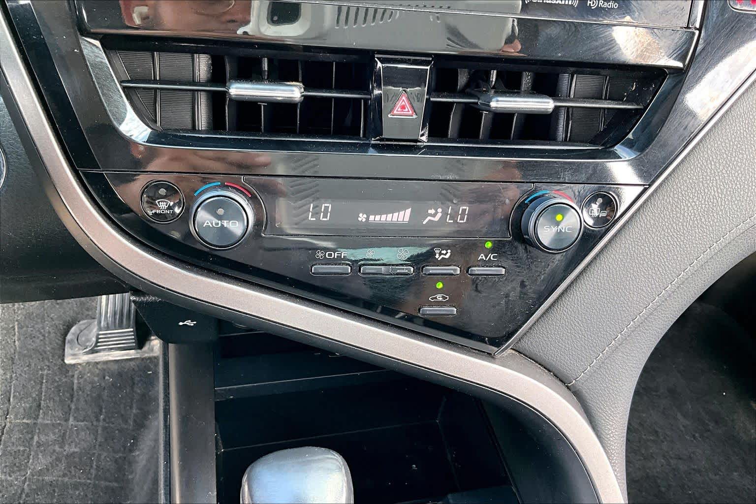 2022 Toyota Camry XSE Wind Chill Pearl at Sterling McCall Acura