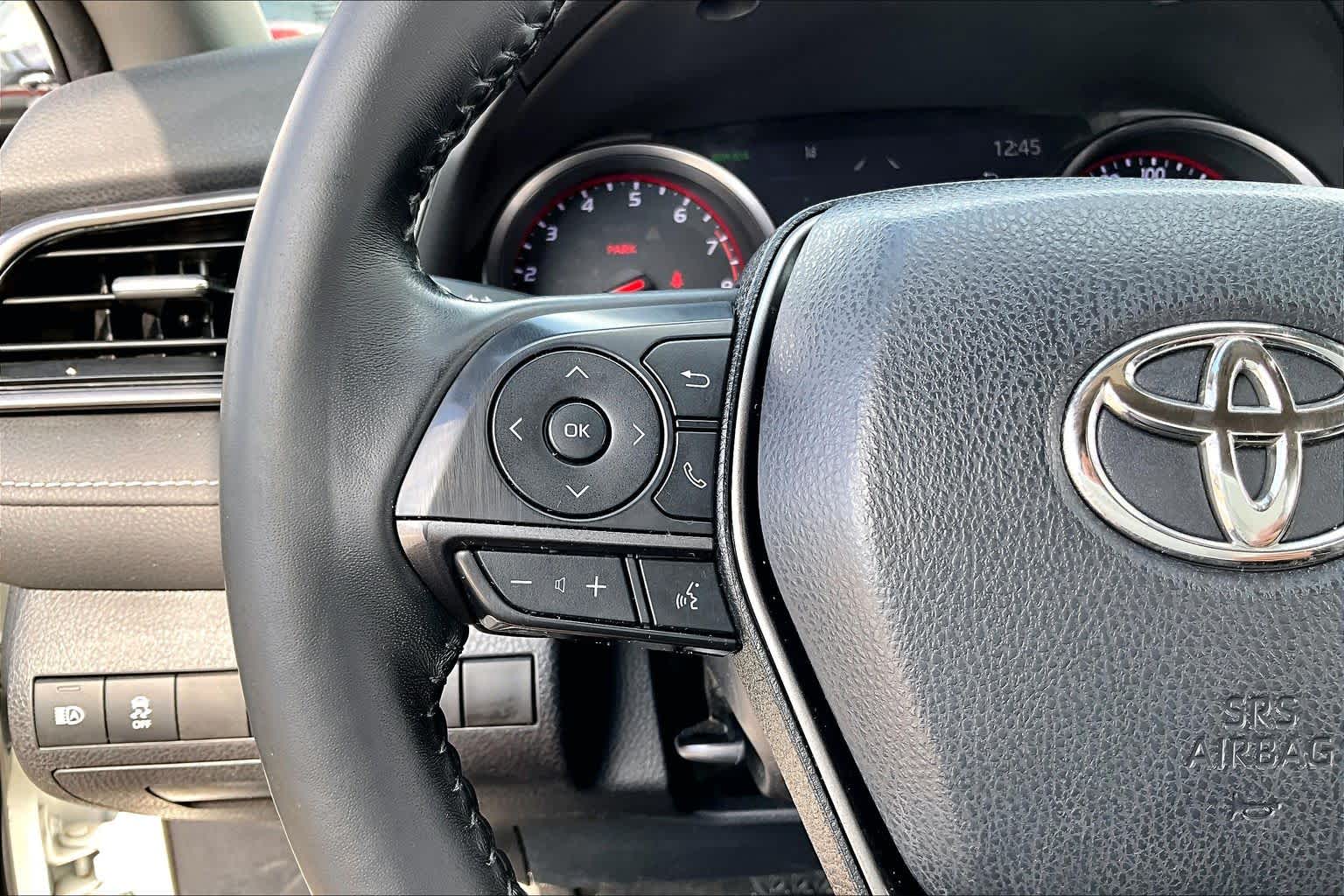 2022 Toyota Camry XSE Wind Chill Pearl at Sterling McCall Acura