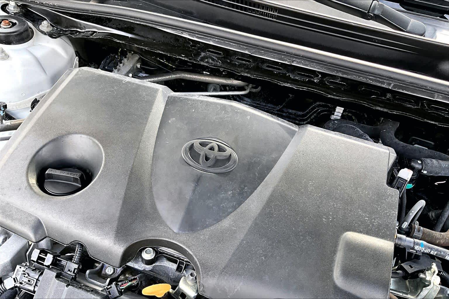 2022 Toyota Camry XSE Wind Chill Pearl at Sterling McCall Acura