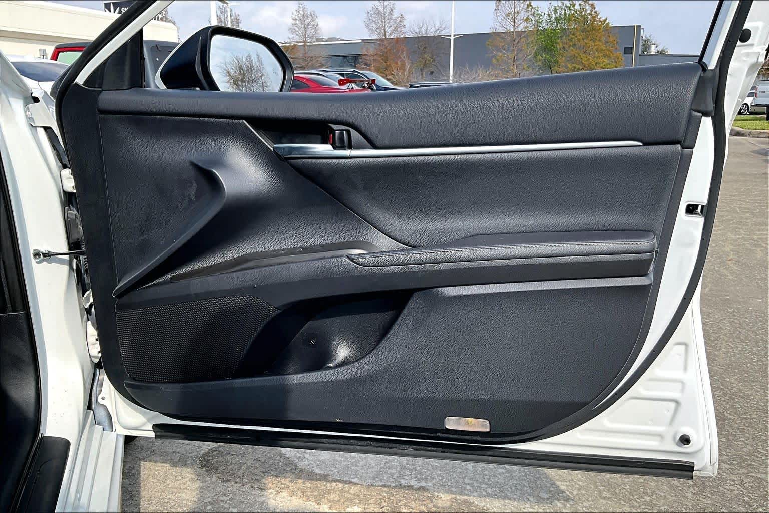 2022 Toyota Camry XSE Wind Chill Pearl at Sterling McCall Acura