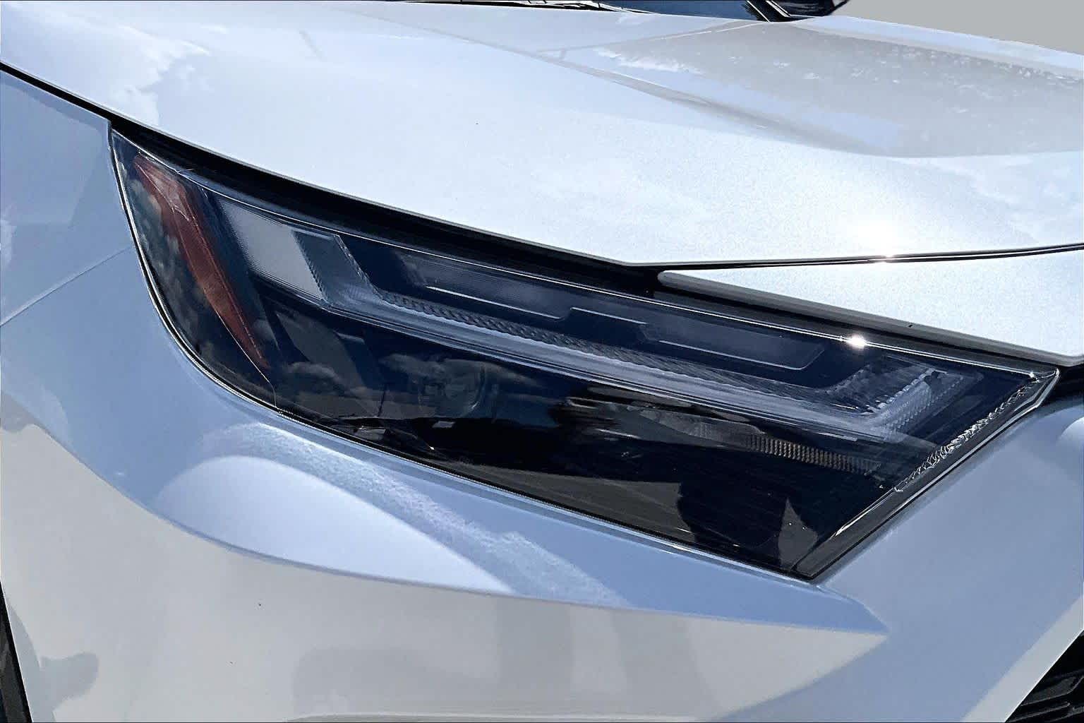 2024 Toyota RAV4 photo 25 of 31