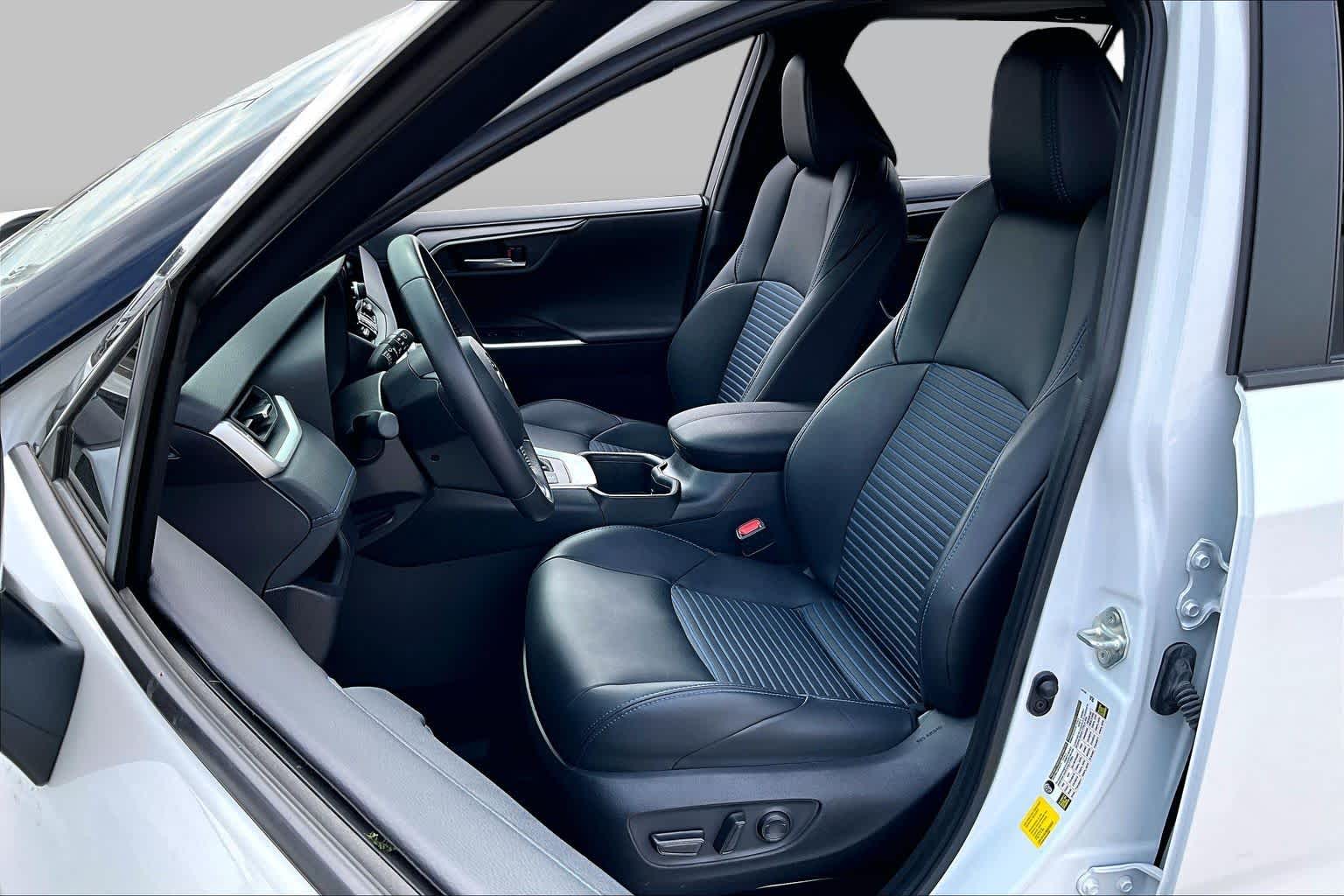 2024 Toyota RAV4 photo 13 of 65