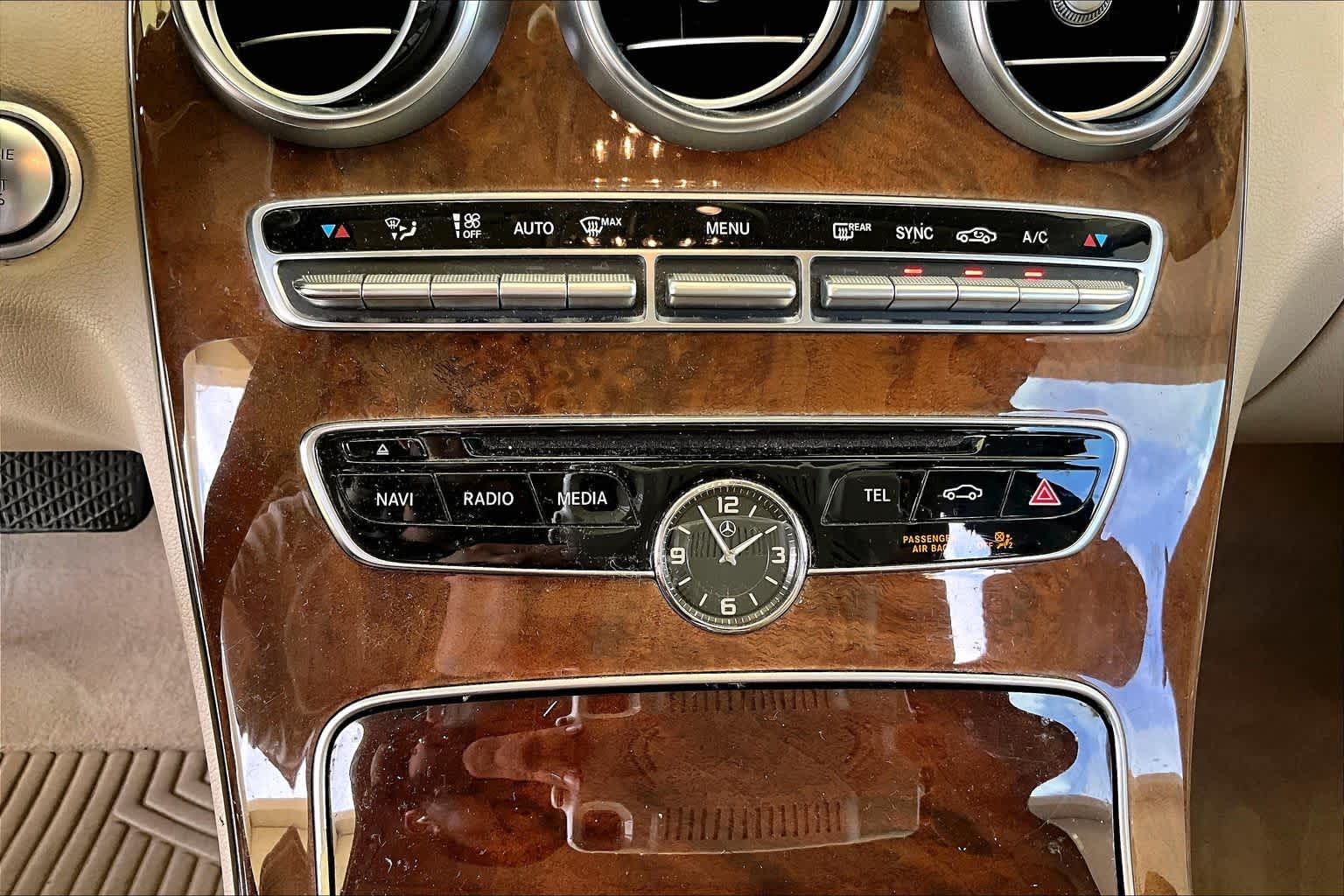 2015 Mercedes-Benz C 300 photo 31 of 33