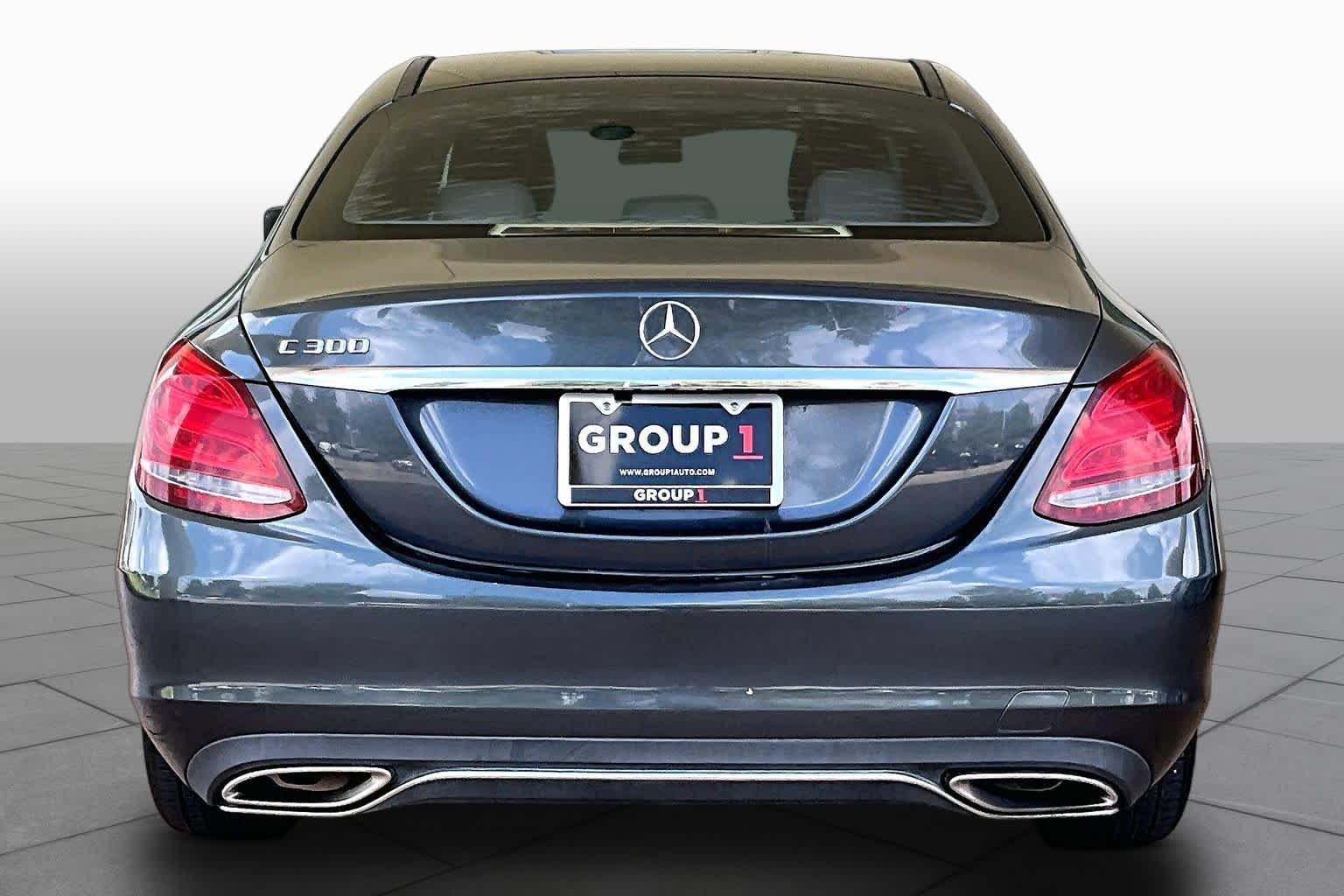 2015 Mercedes-Benz C 300 photo 5 of 33