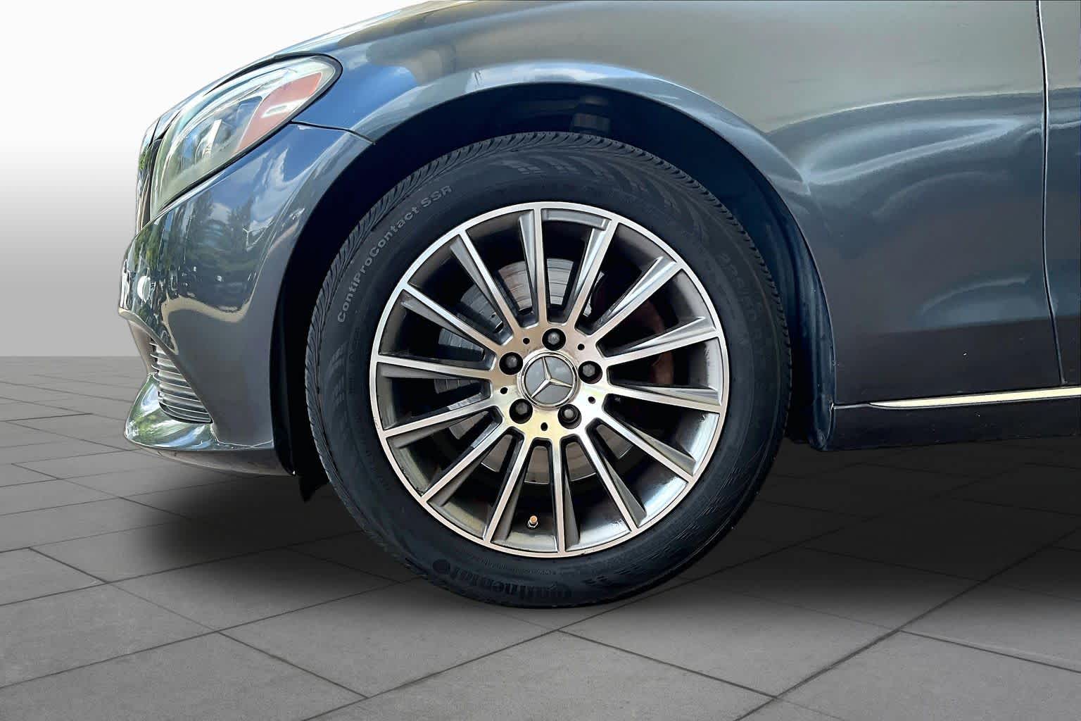 2015 Mercedes-Benz C 300 photo 9 of 33