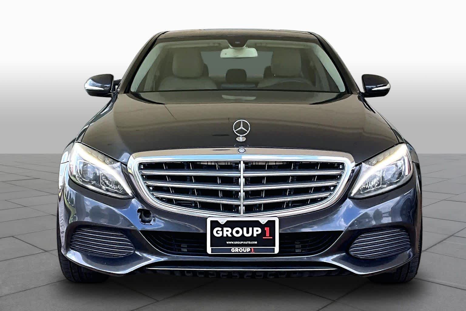 2015 Mercedes-Benz C 300 photo 4 of 33