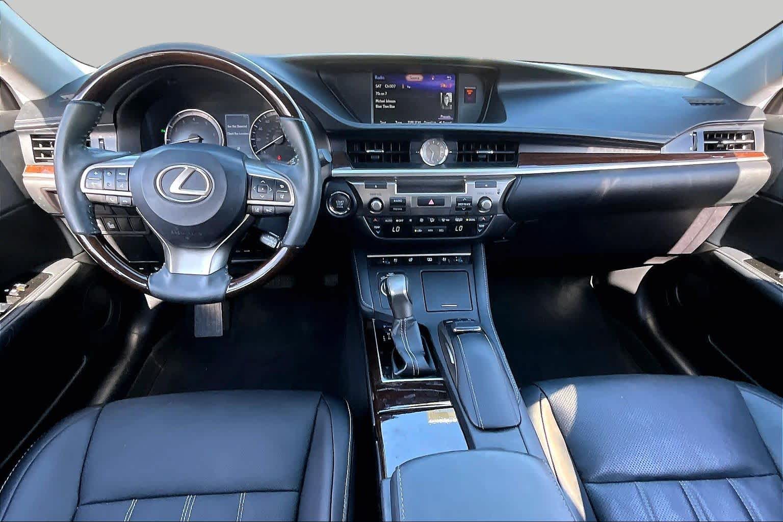 2018 Lexus ES 350 photo 13 of 34
