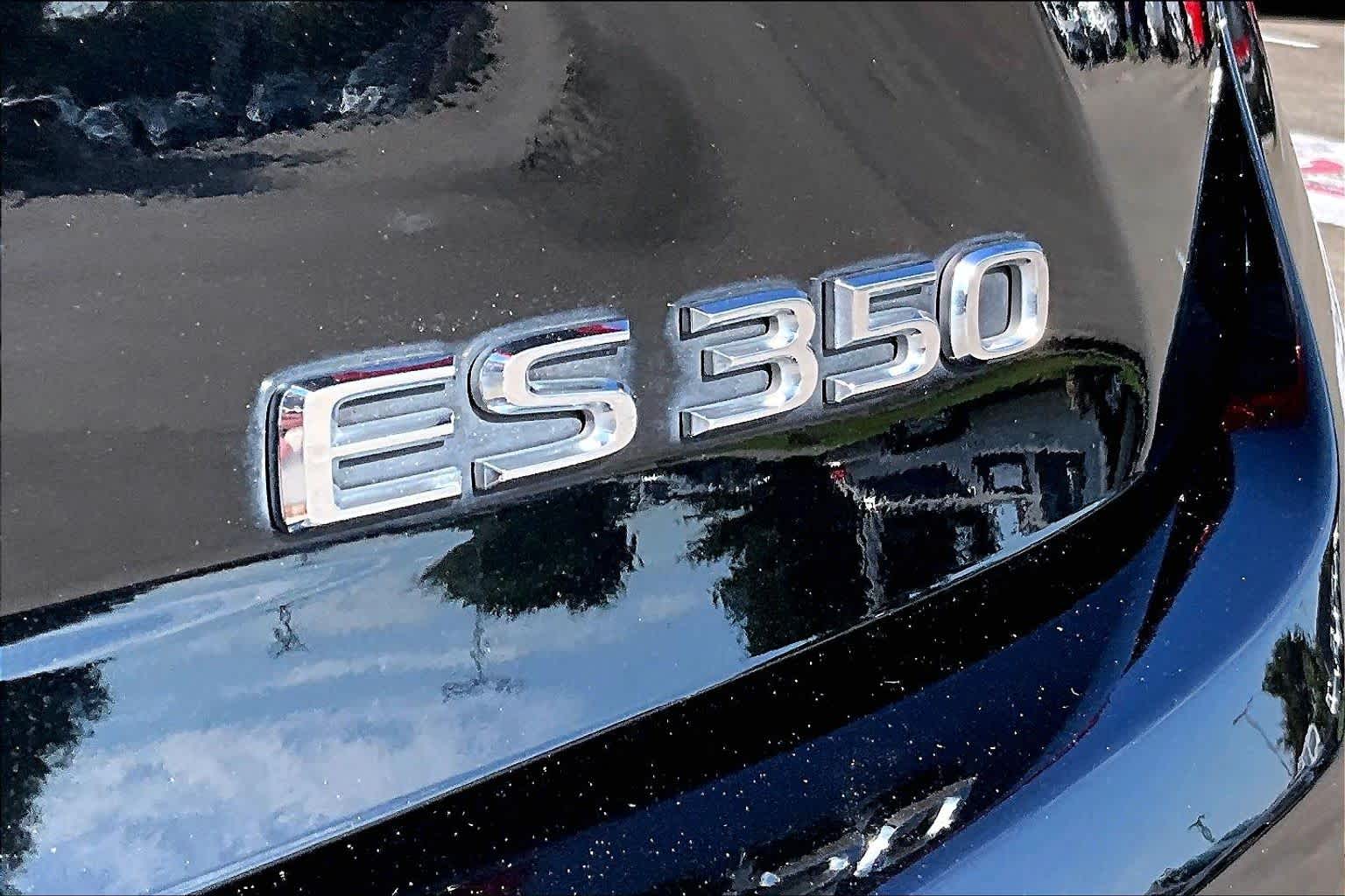 2018 Lexus ES 350 photo 28 of 34