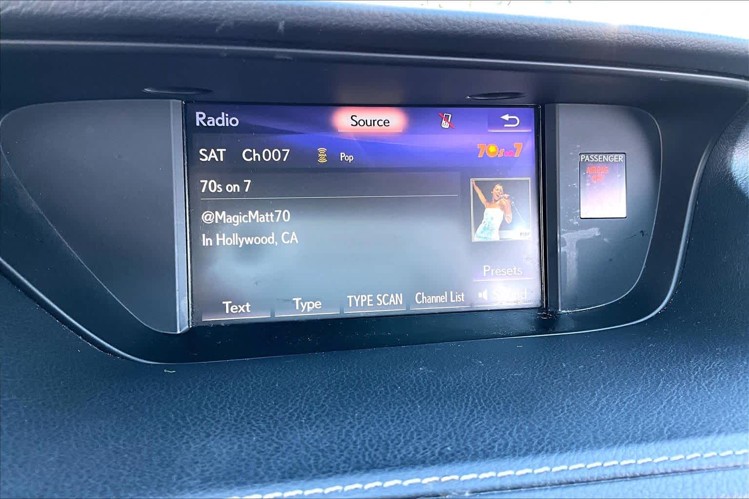2018 Lexus ES 350 photo 31 of 34
