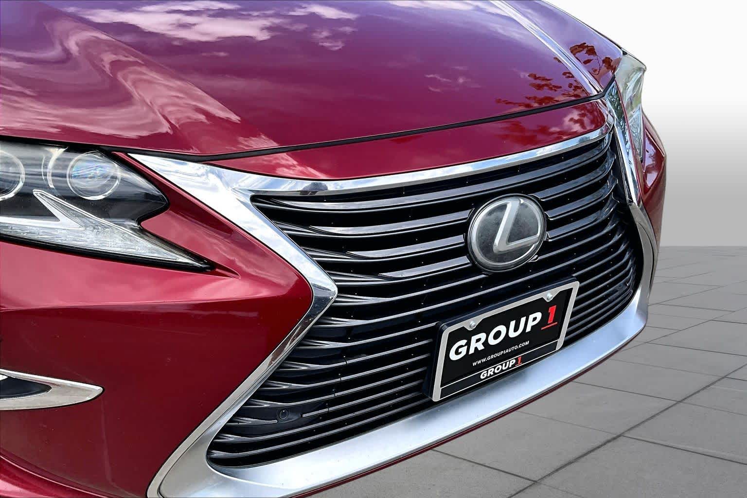 2016 Lexus ES 350  Matador Red Mica at Group 1 Toyota Southwest