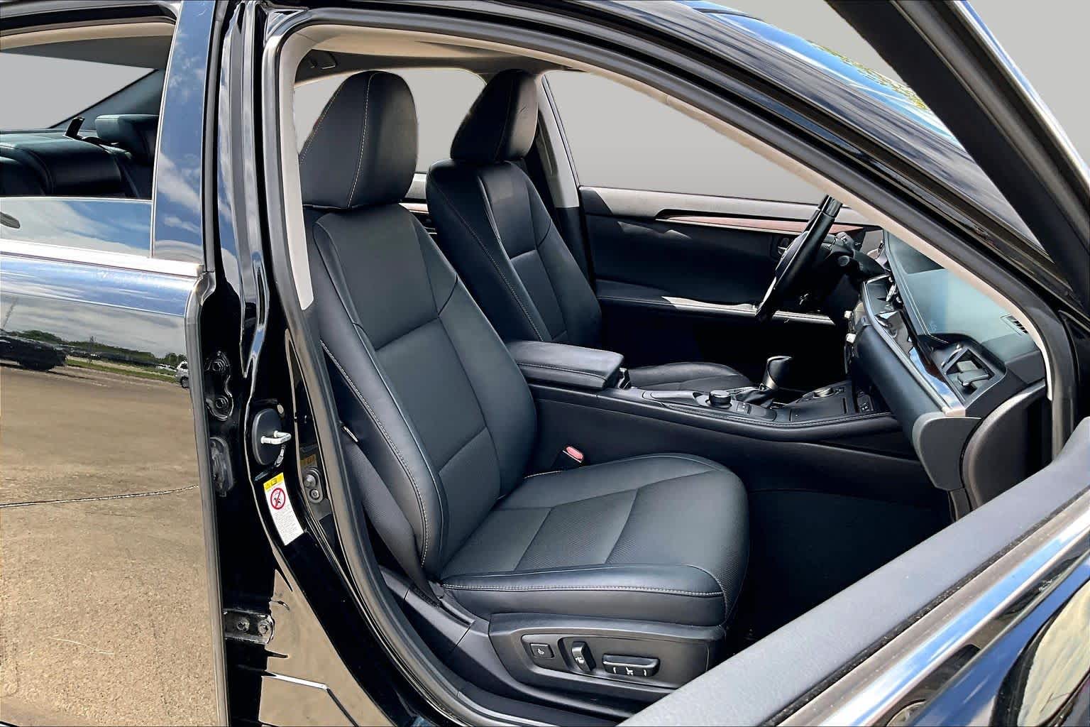 2018 Lexus ES 350 photo 8 of 34