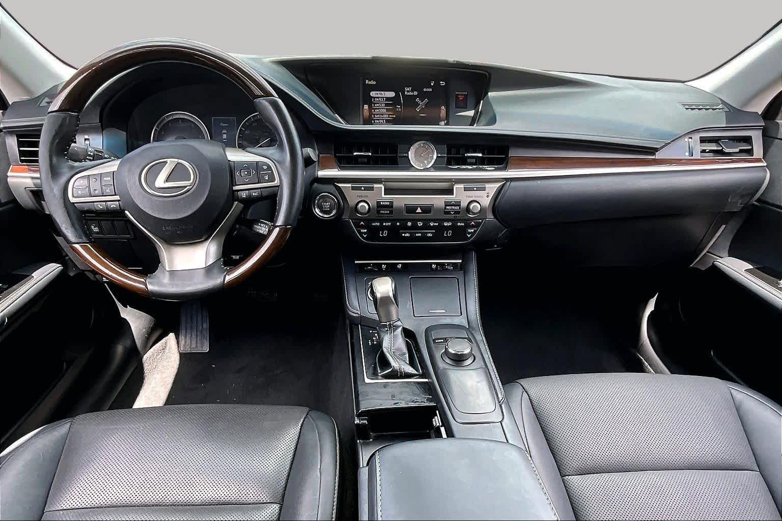 2018 Lexus ES 350 photo 13 of 34