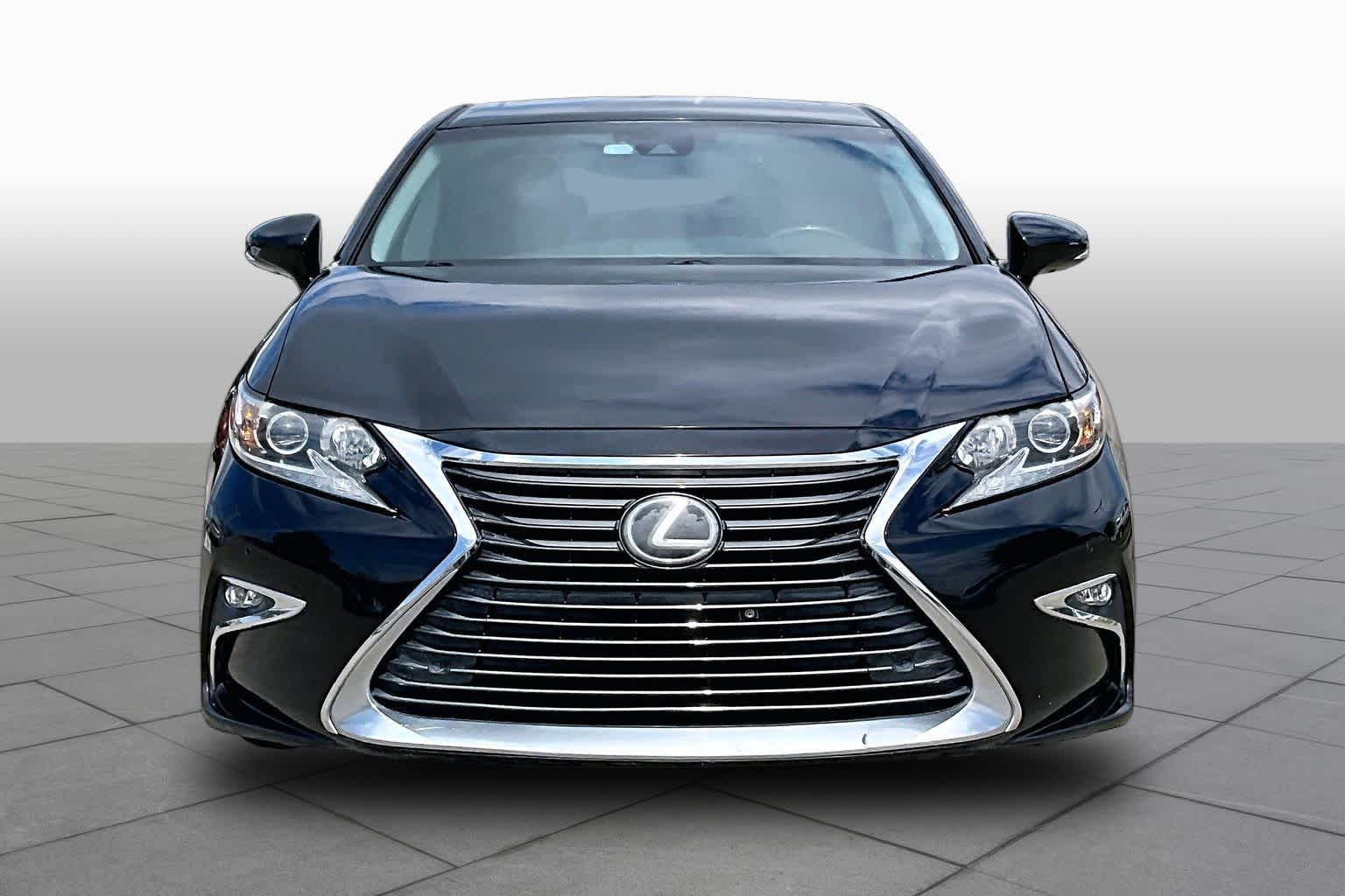 2018 Lexus ES 350 photo 4 of 34