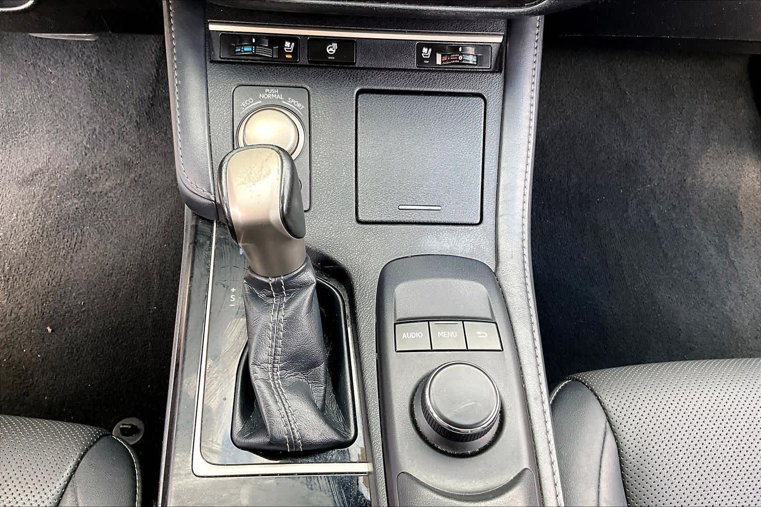 2018 Lexus ES 350 photo 33 of 34