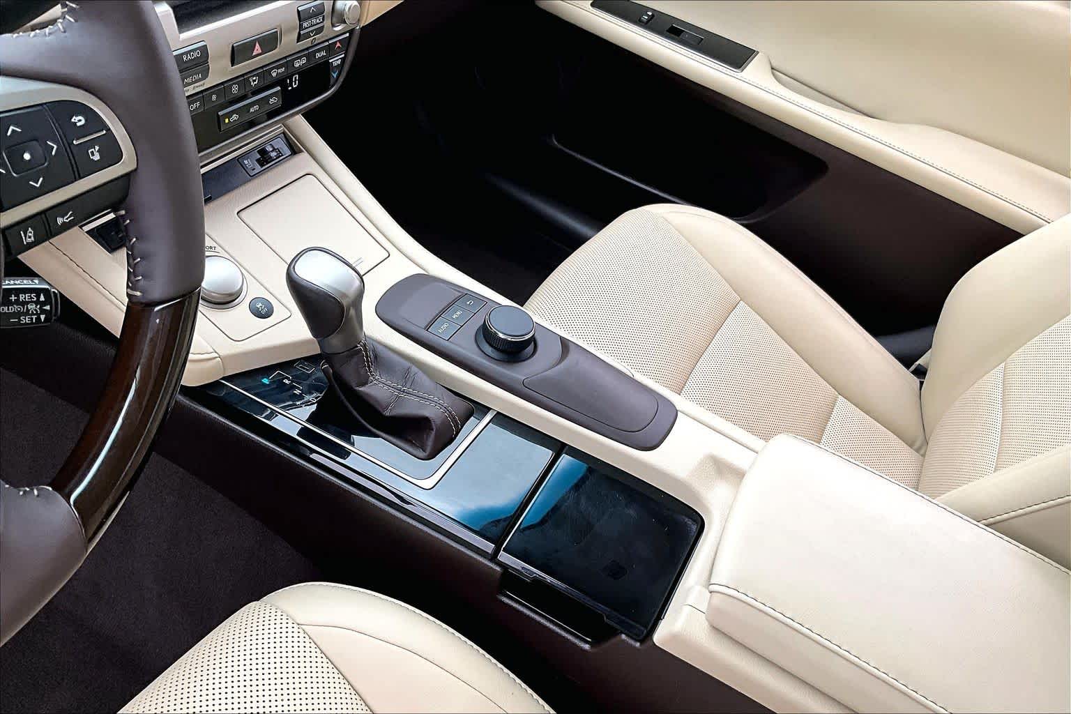 2018 Lexus ES  Atomic Silver at Lexus of Clear Lake