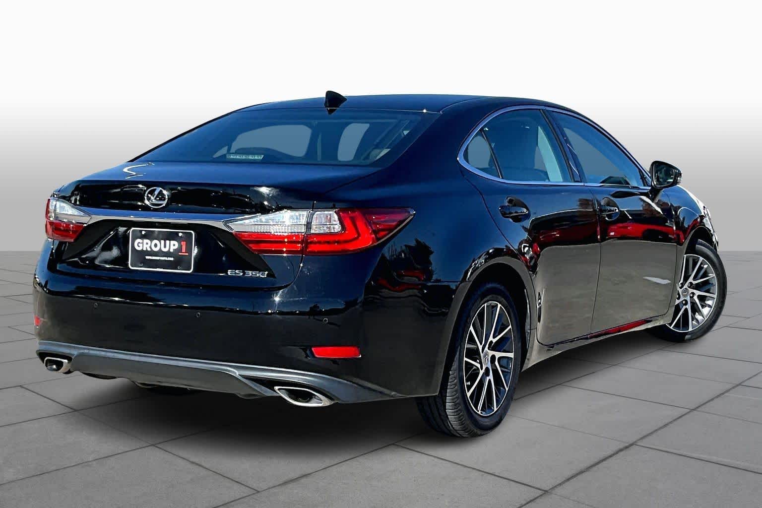 2017 Lexus ES  Obsidian at Lexus Southwest Houston