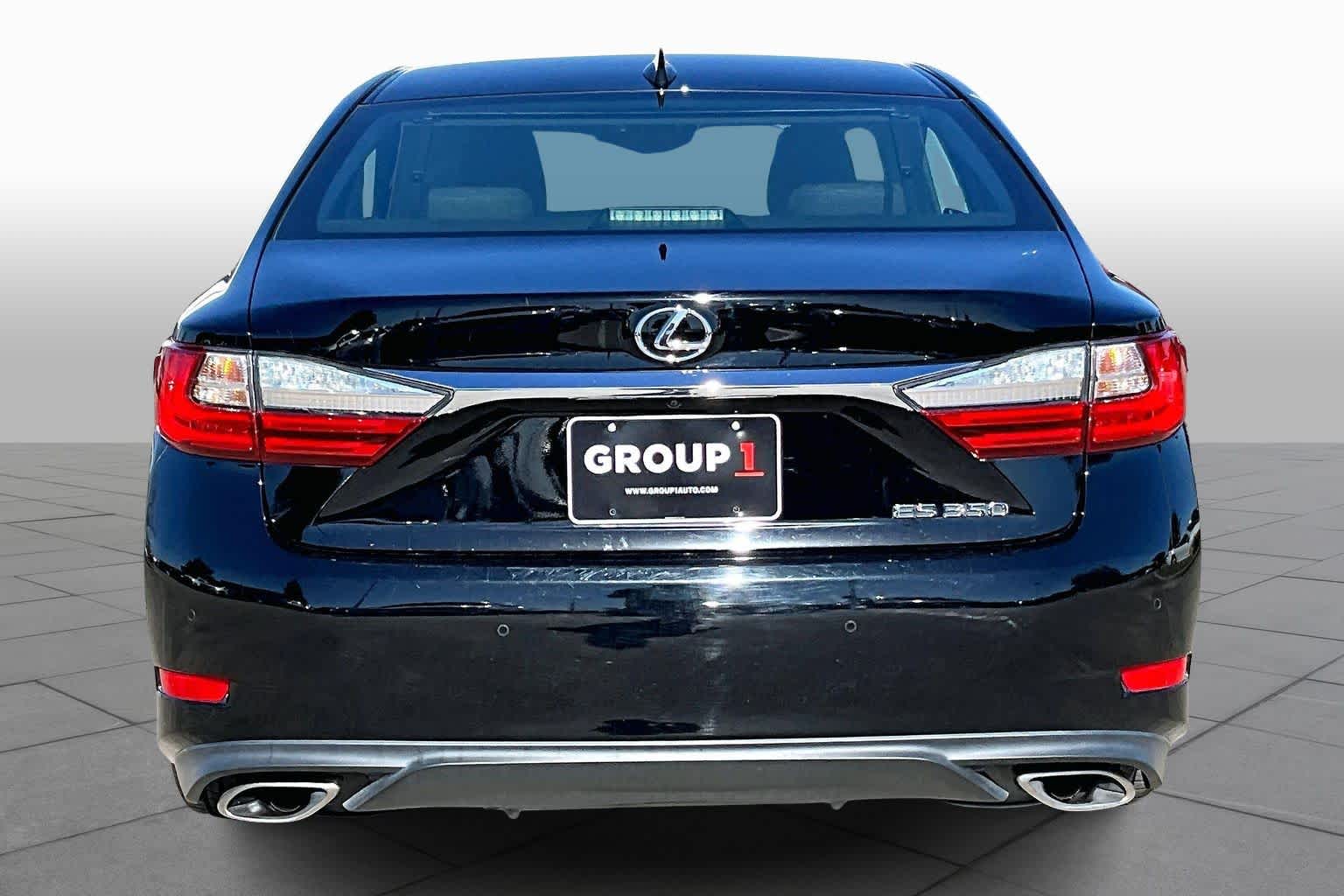 2017 Lexus ES  Obsidian at Lexus Southwest Houston