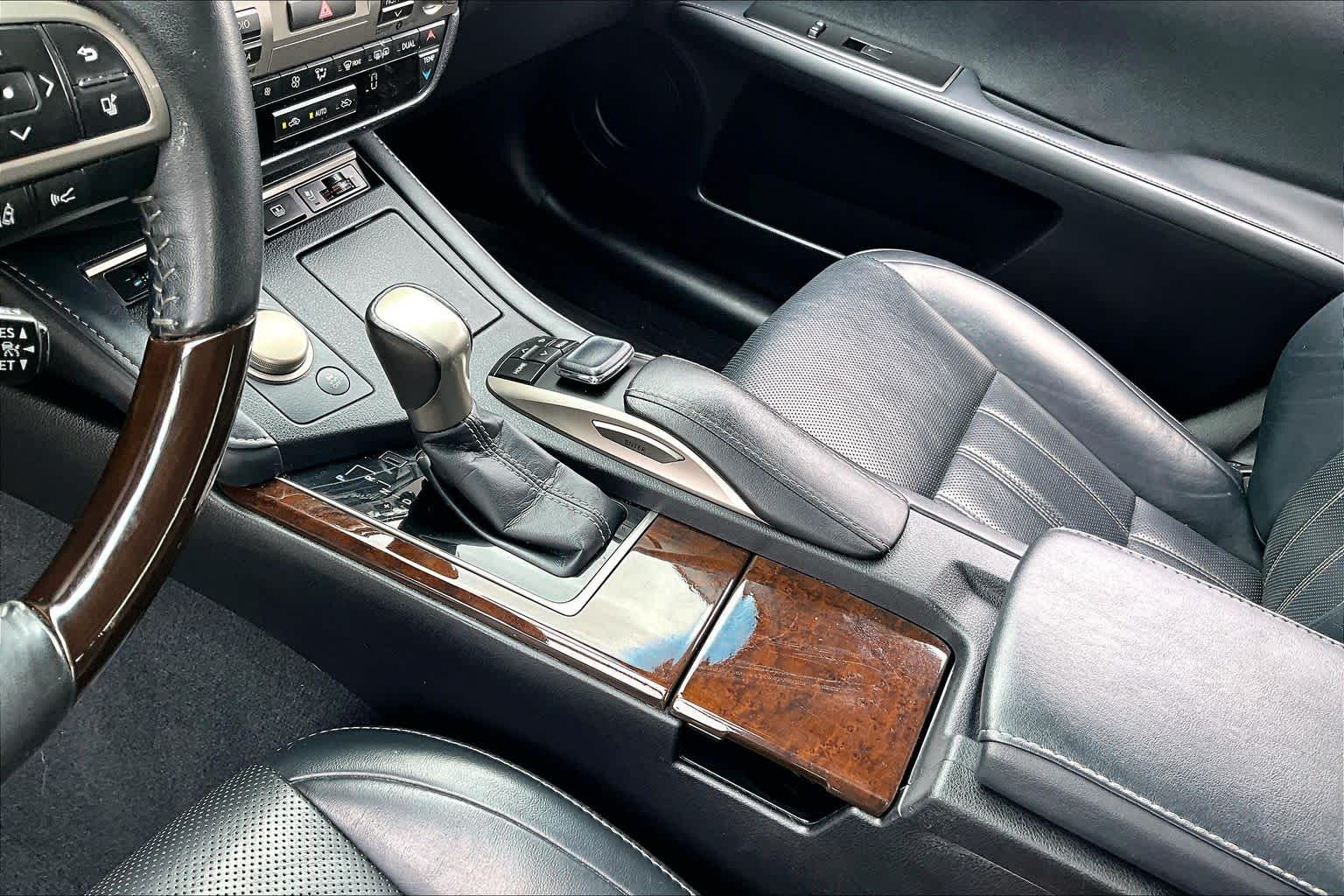 2018 Lexus ES 350  Eminent White Pearl at Lexus of Clear Lake