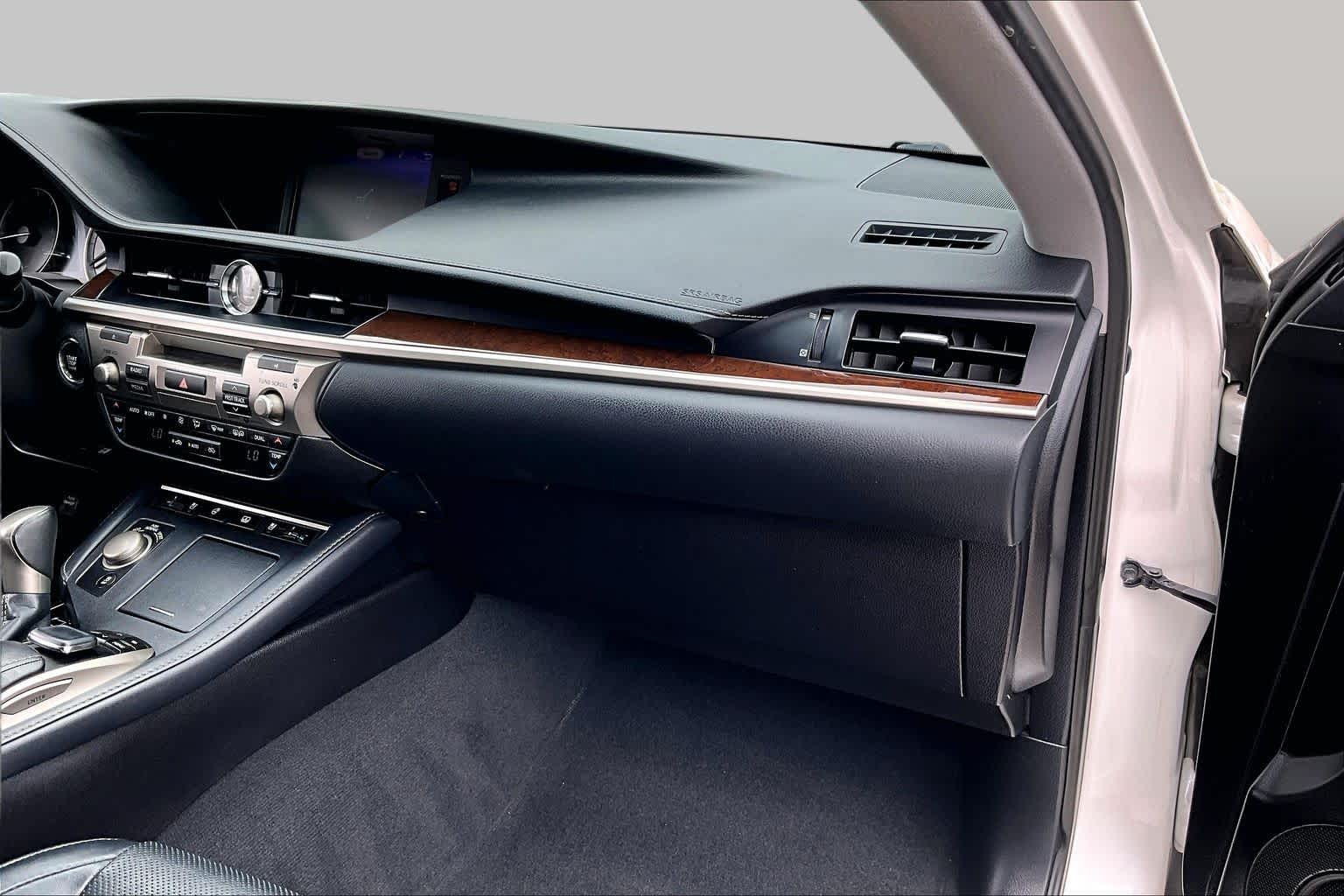 2018 Lexus ES 350  Eminent White Pearl at Lexus of Clear Lake