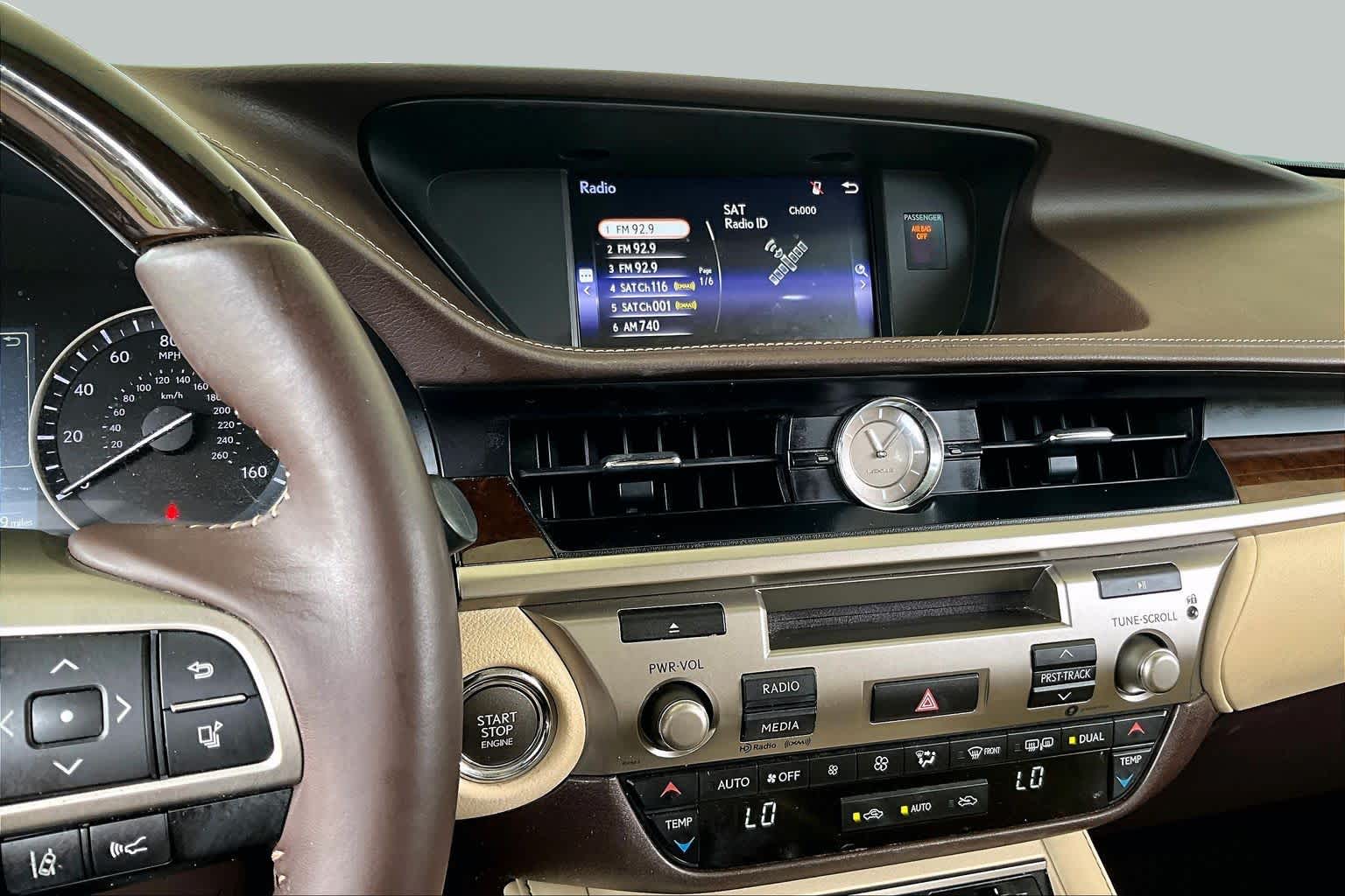 2017 Lexus ES 350 photo 6 of 34