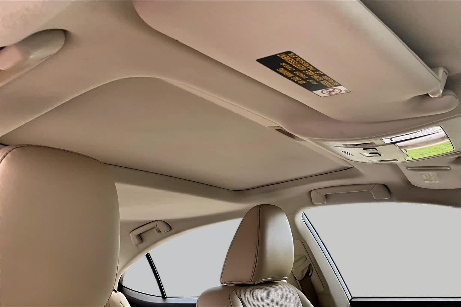 2017 Lexus ES 350 photo 12 of 34