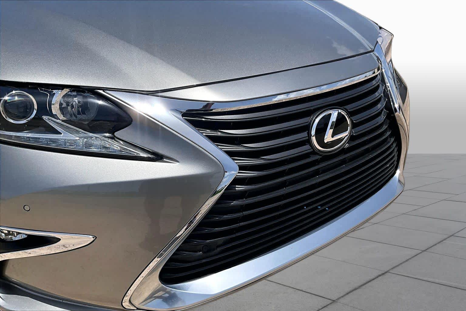 2016 Lexus ES 350  Atomic Silver at Lexus Southwest Houston