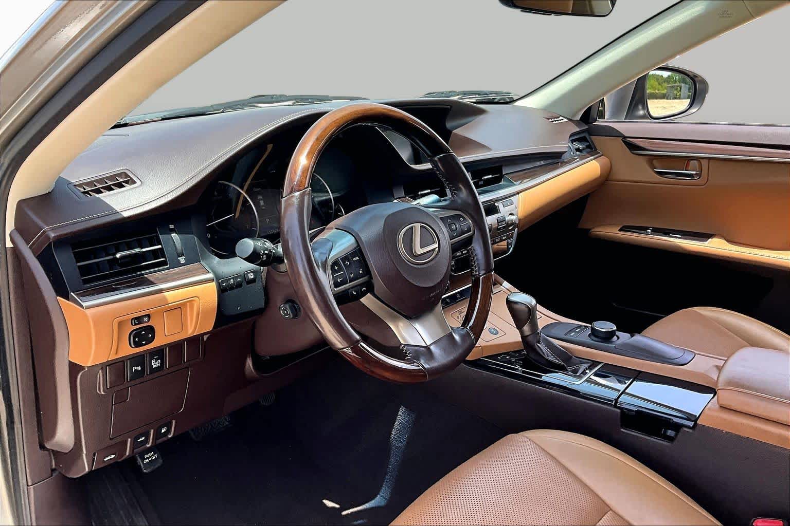 2016 Lexus ES 350  Atomic Silver at Lexus Southwest Houston