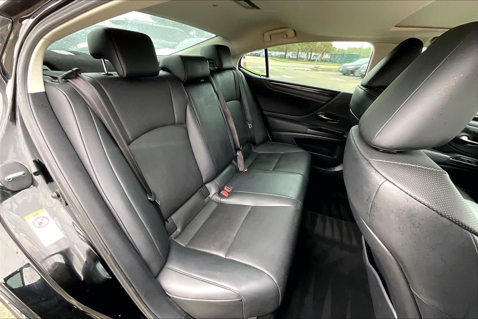 2019 Lexus ES  Obsidian at BMW of West Houston