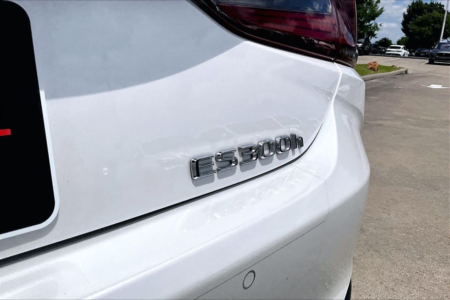 2025 Lexus ES 300h  Eminent White Pearl at Lexus of Clear Lake