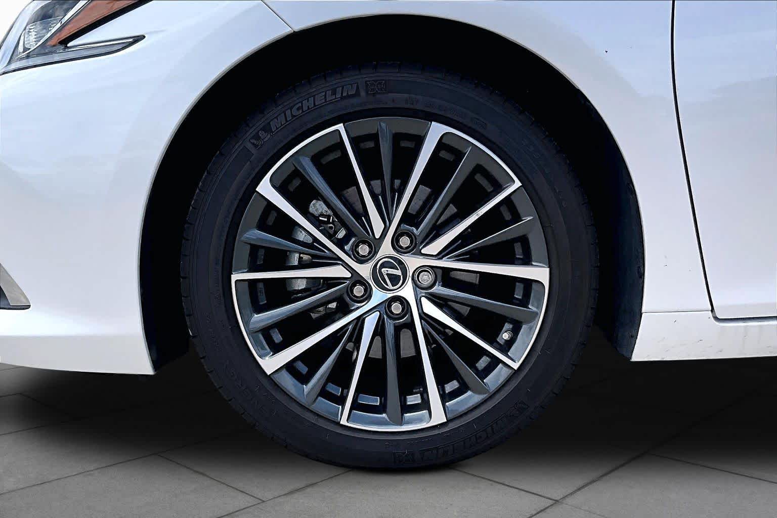 2025 Lexus ES 300h  Eminent White Pearl at Lexus of Clear Lake