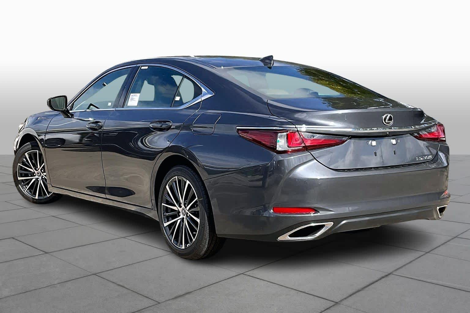 2025 Lexus ES  - 3