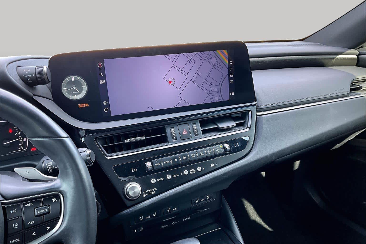 2022 Lexus ES 350 photo 7 of 37