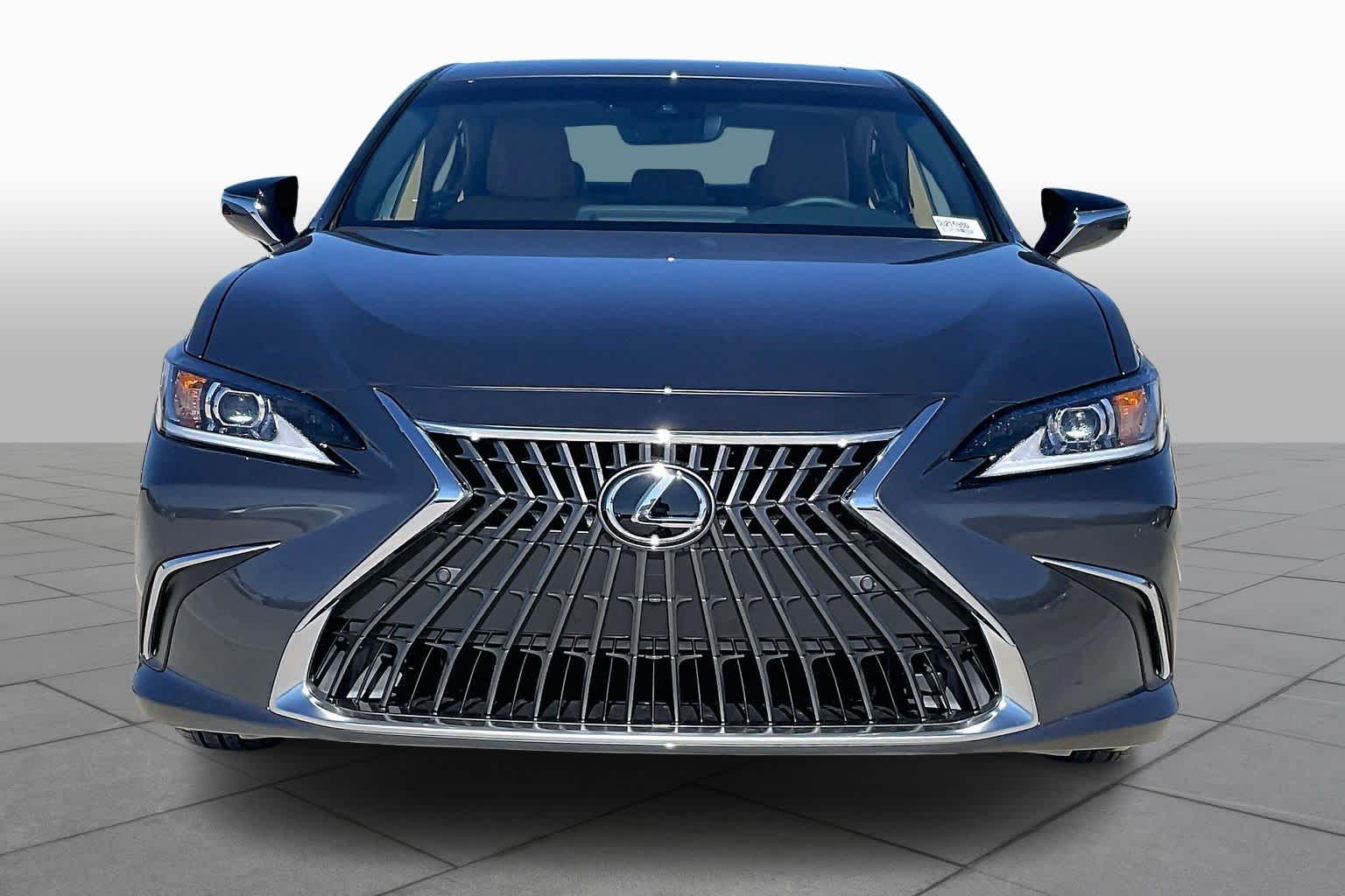 2025 Lexus ES  - 1