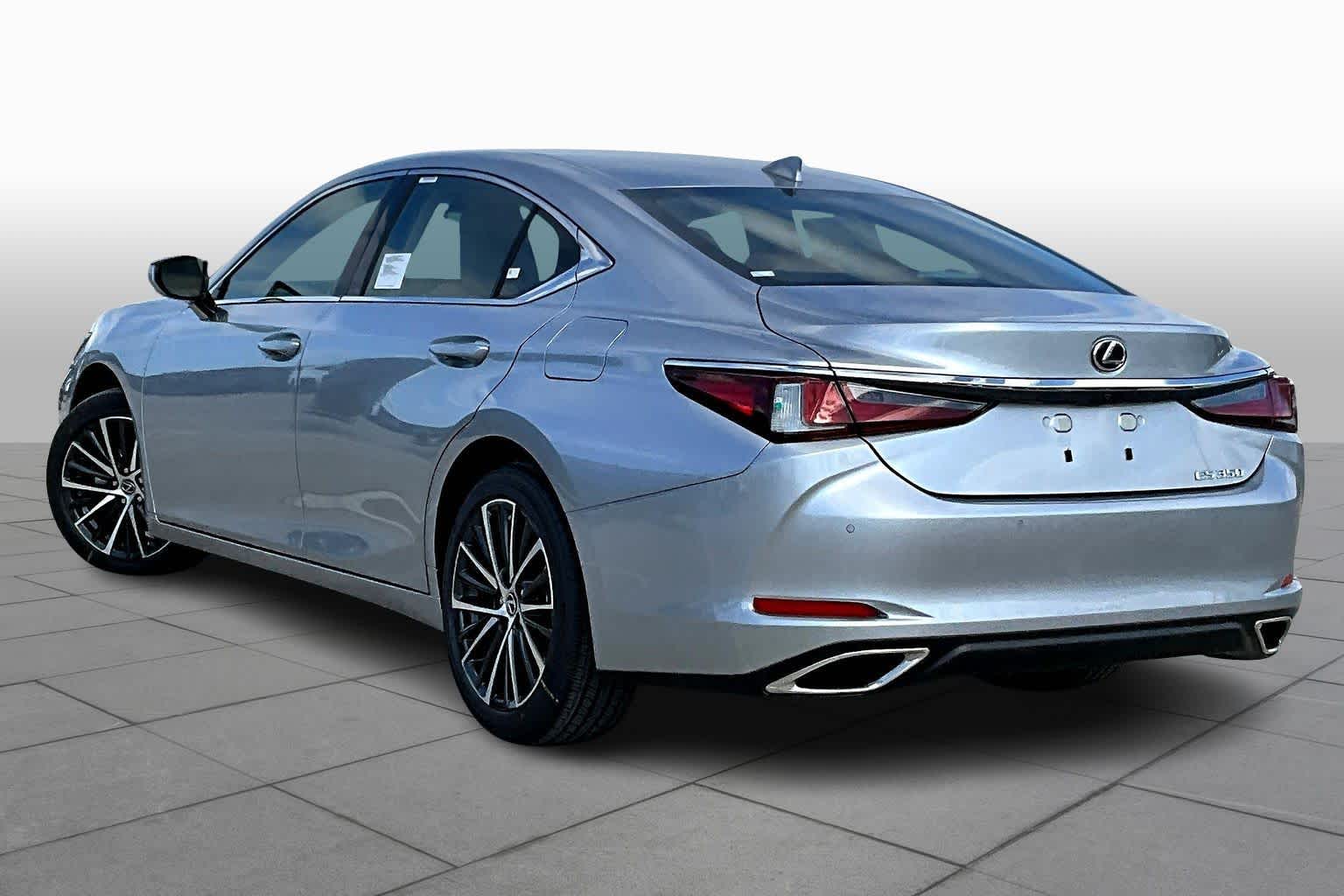 2025 Lexus ES  - 3
