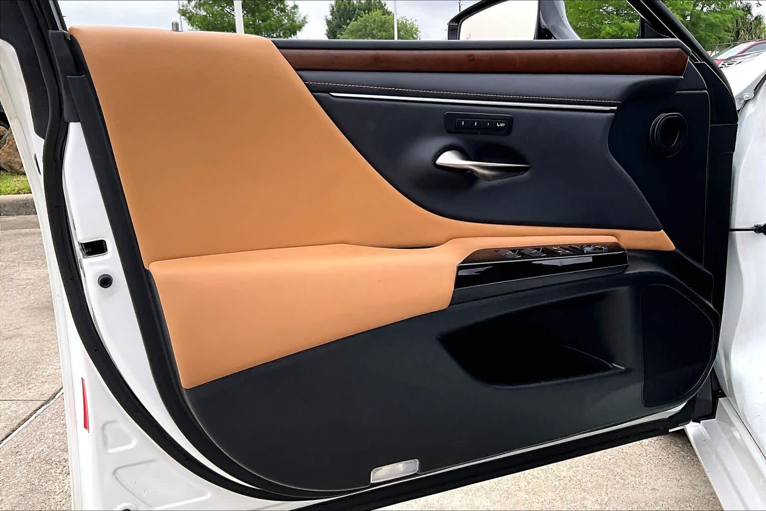 2023 Lexus ES 350  Eminent White Pearl at Lexus Southwest Houston