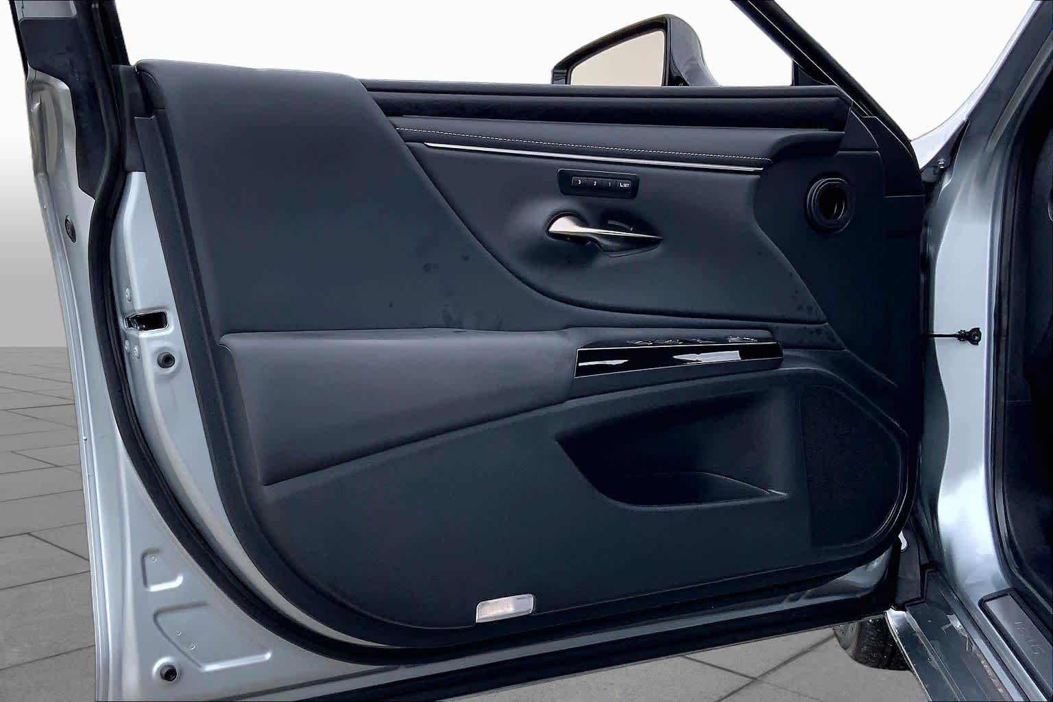 2024 Lexus ES 350  Iridium at Lexus of Clear Lake