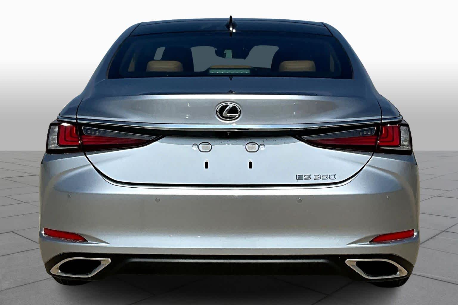 2025 Lexus ES  - 4