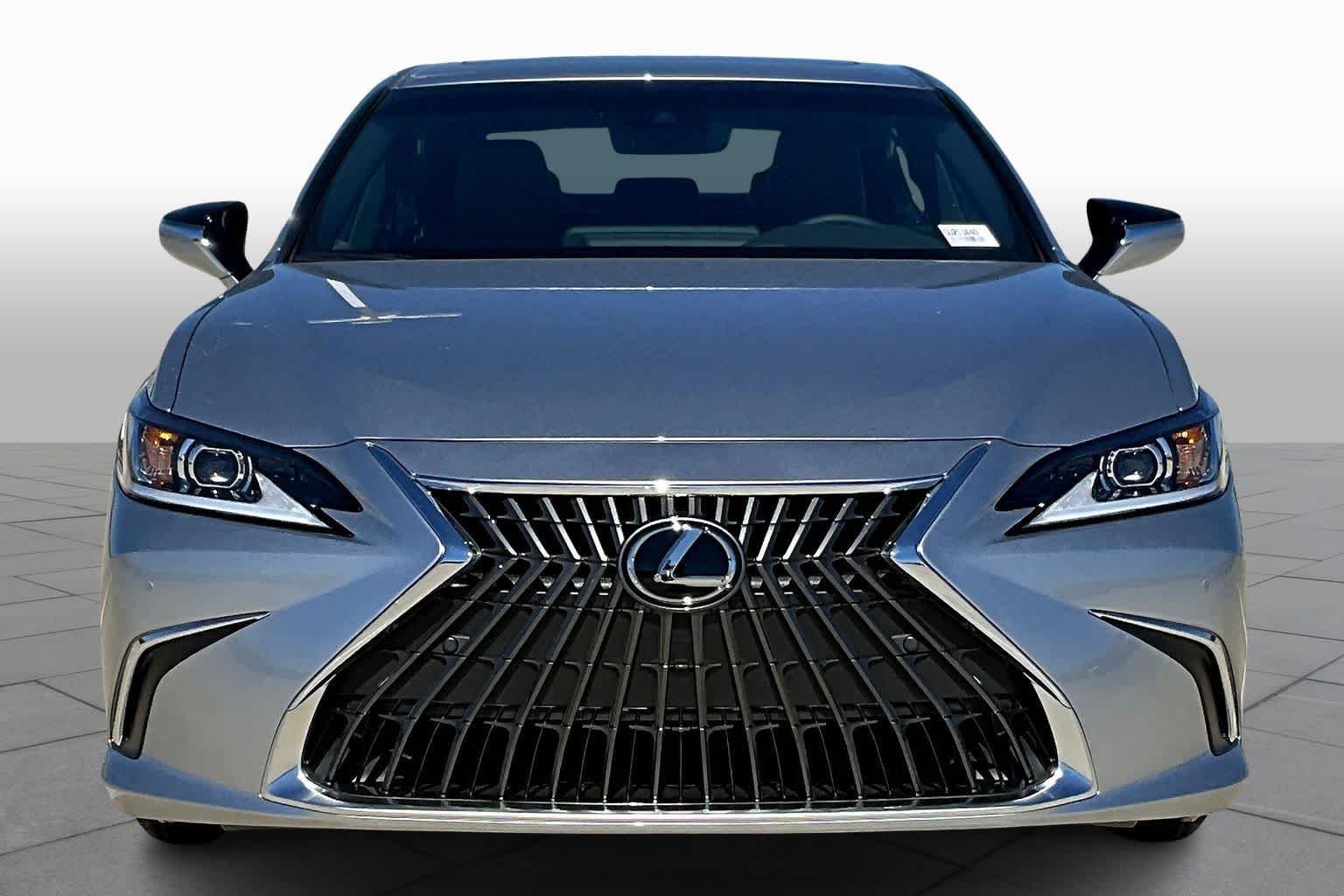 2025 Lexus ES  - 1