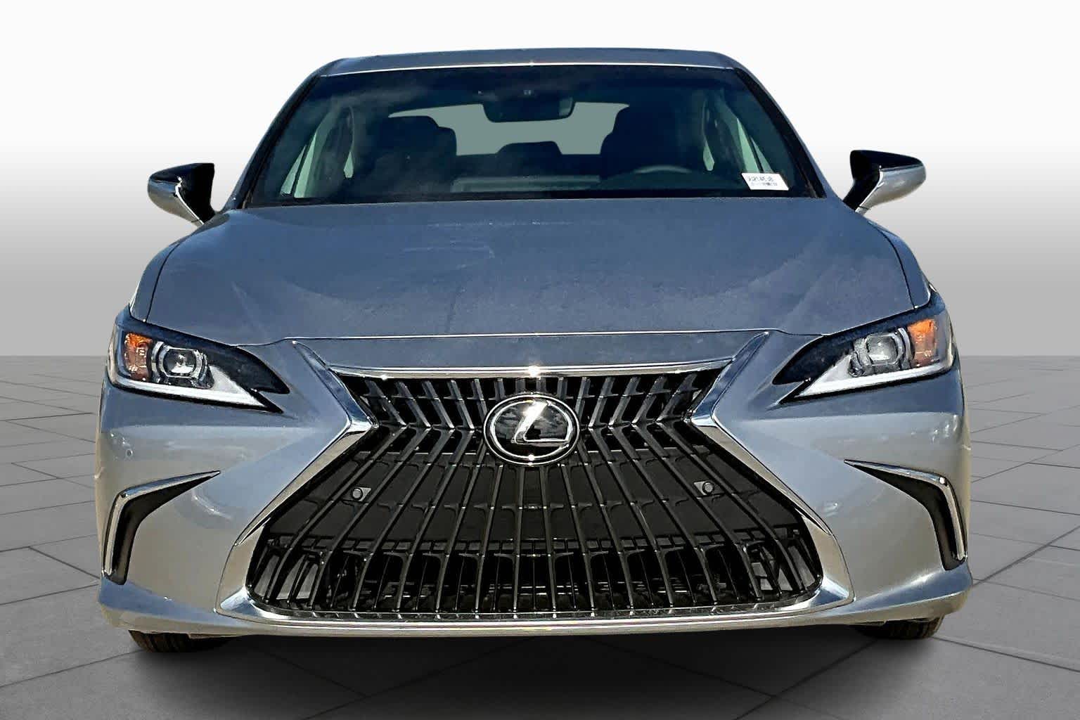2025 Lexus ES  - 1