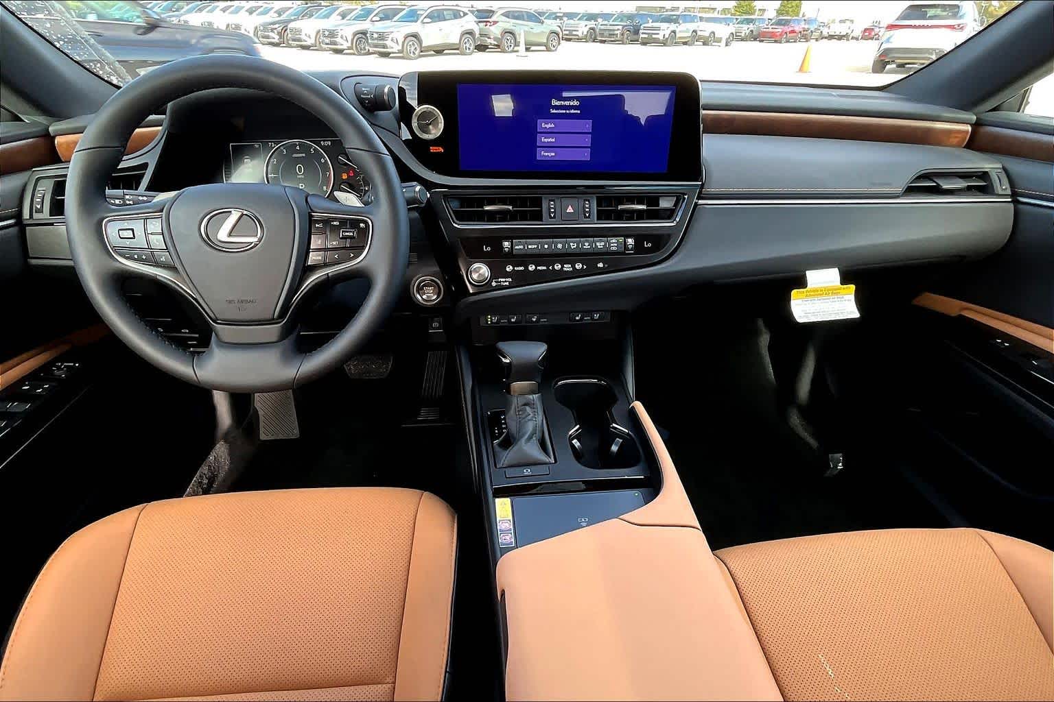 2025 Lexus ES  - 7