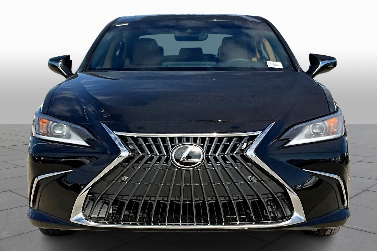 2025 Lexus ES  - 1