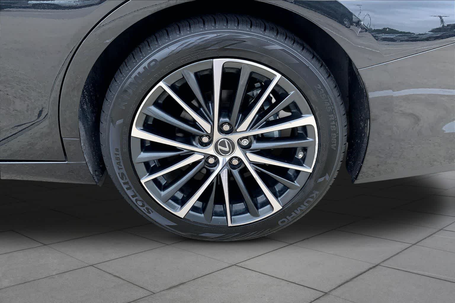 2022 Lexus ES 350  Caviar at Lexus Southwest Houston