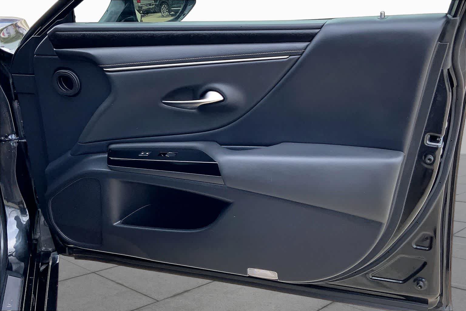 2022 Lexus ES 350  Caviar at Lexus Southwest Houston