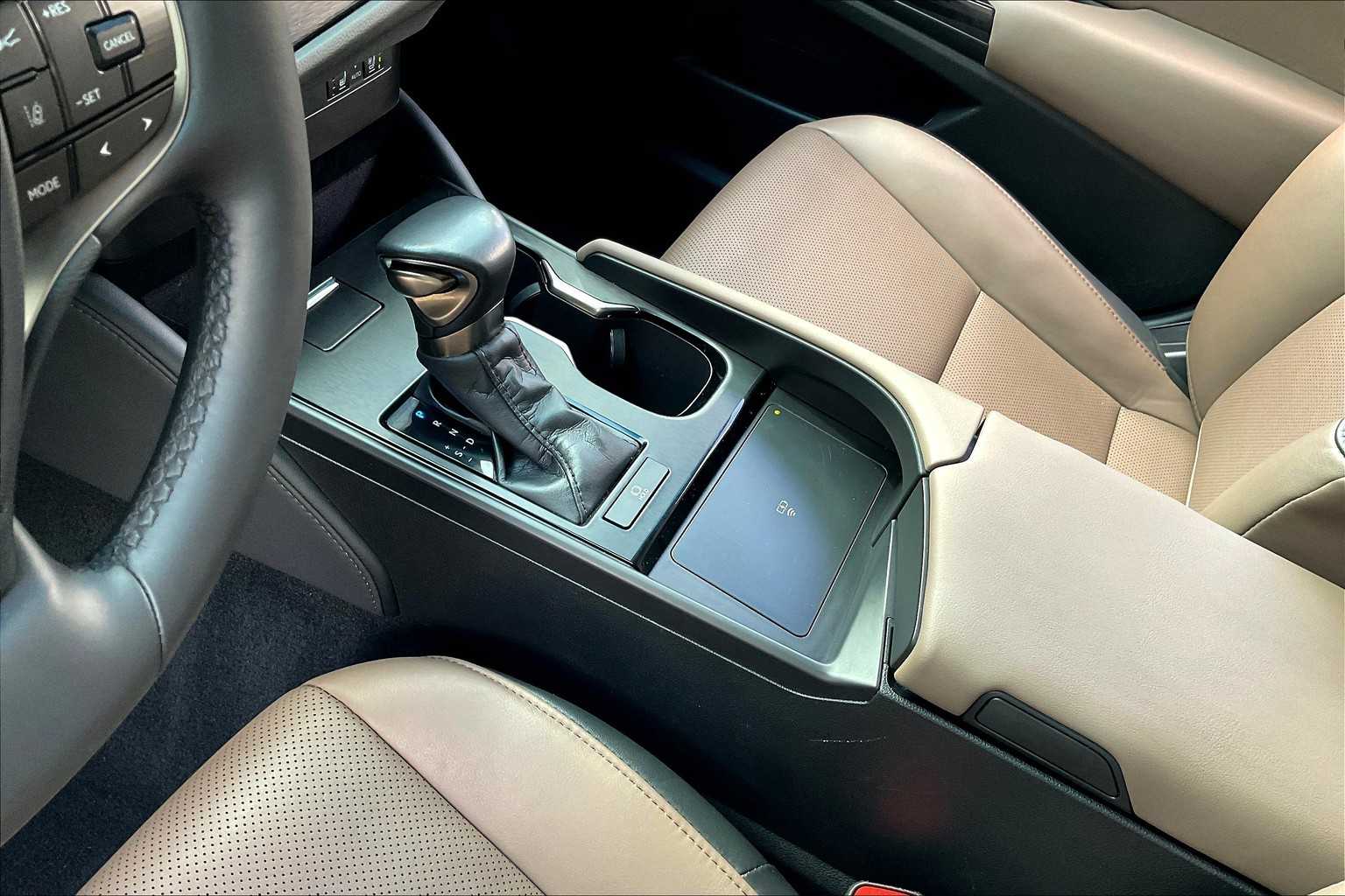 2024 Lexus ES  Caviar at Sterling McCall Lexus